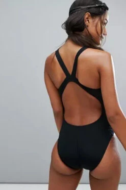 Nike - Poly Solid Hydrastrong Fastback Girls One Piece (Black) -Cheap The Best Swimwear Store nike poly solid hydrastrong fastback girls one piece black 9