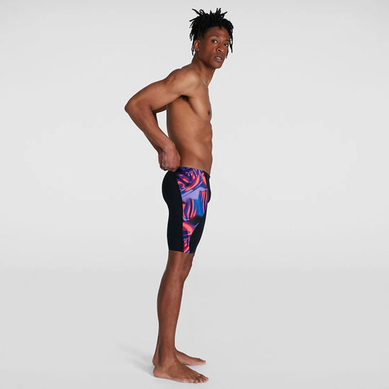 Speedo - Mens Allover Digital V-Cut Jammer - Black/Red 4 Speedo - Mens Allover Digital V-Cut Jammer - Black/Red - Image 4